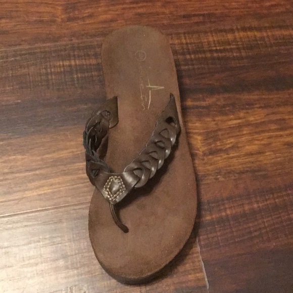 Blue Fin flip flops - Picture 2 of 4